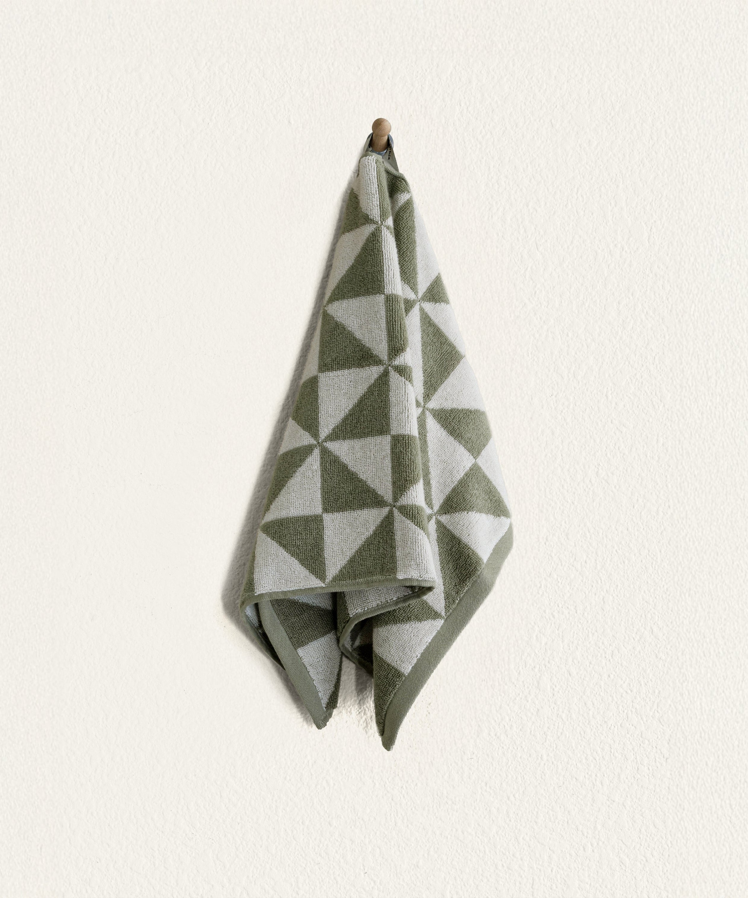 Umbra Australian Cotton Towels